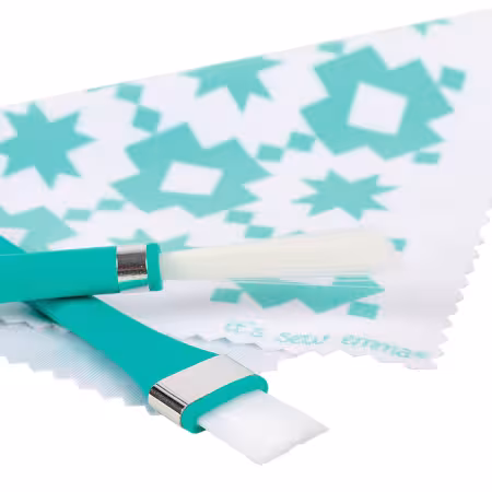 Oh Sew Clean Brush and Cloth Set Green - Image 4